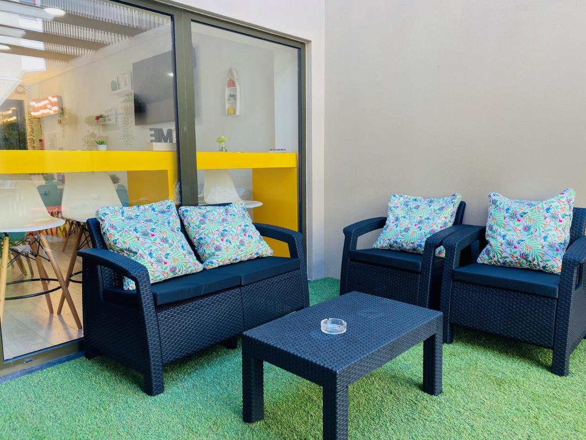 Family Hostel Коста Нова Екстериор снимка